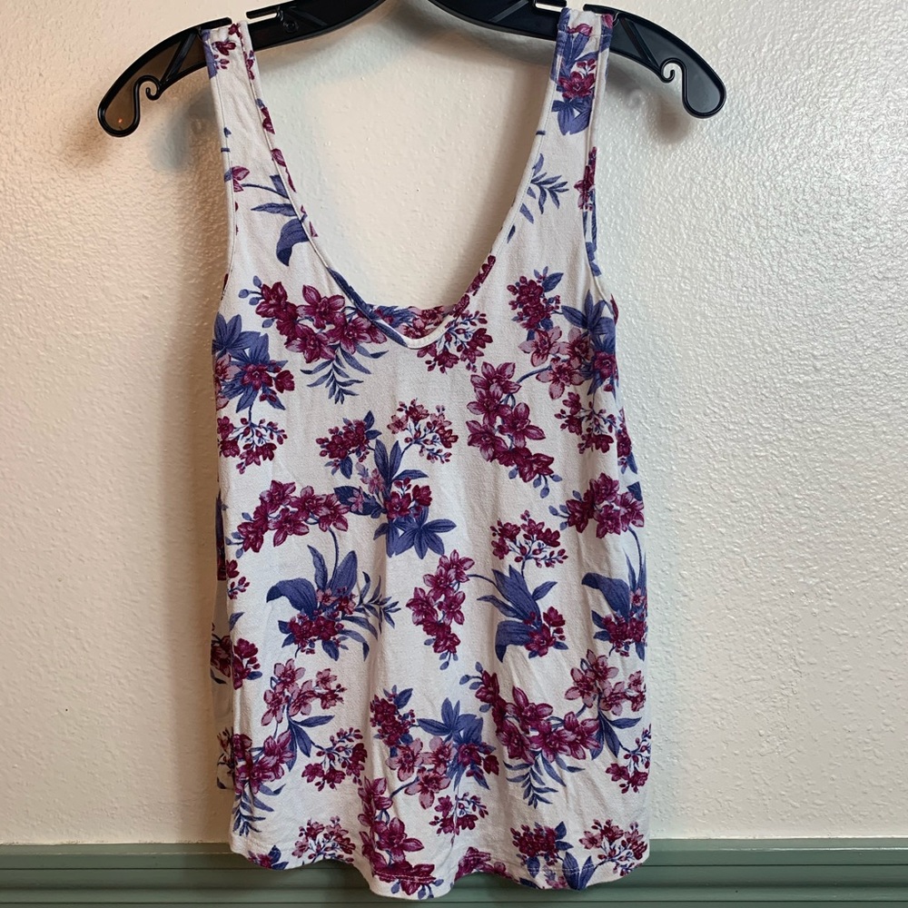 ❤️AE Floral Tank